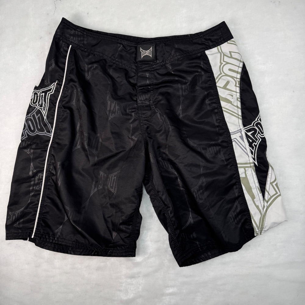 Vintage Tapout MMA Fighter Shorts Black and White Tapout Logo Mens Size 32